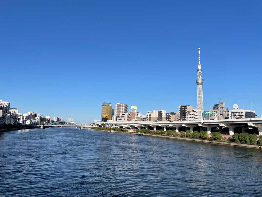 La Sumidagawa et la Sky Tree (634m)